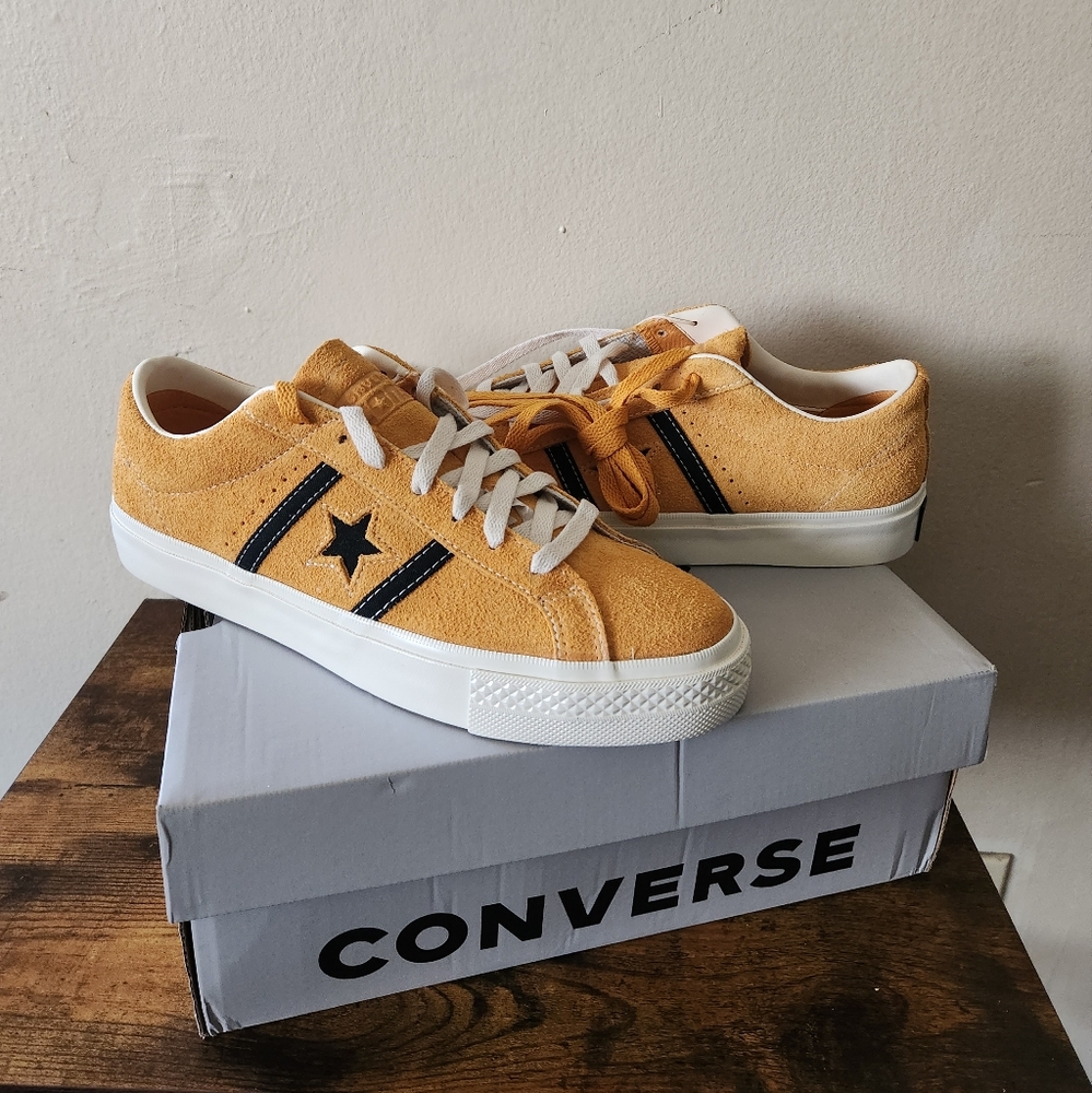 Converse One Star Academy Pro Suede Low Top Skate Gold Shoes Men's Size 8.5